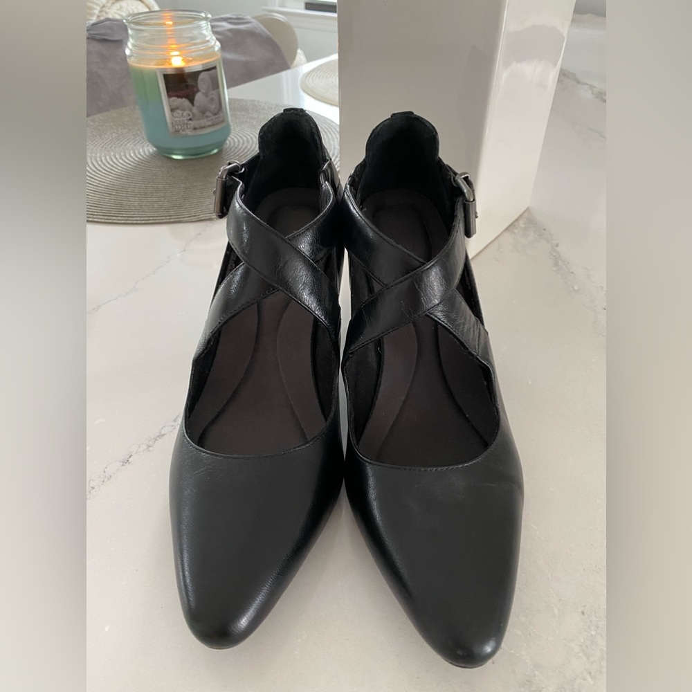 Rockport double strapped dress shoe